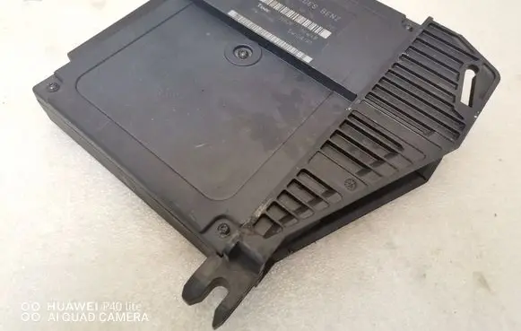 Mercedes-Benz E W210 Comfort/convenience module 2108203826 335626 96W48