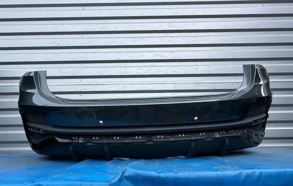 Audi Q3 F3 Rear bumper corner part panel trim 83F807851