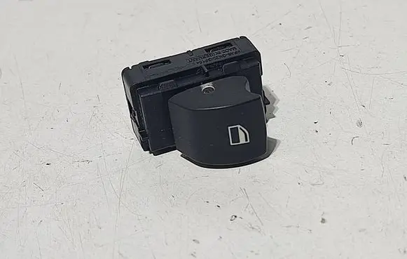 BMW 5 E60 E61 Electric window control switch 9113773 15939948