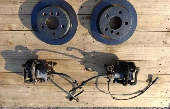 Mini One - Cooper F56 F55 Brake discs and calipers set 
