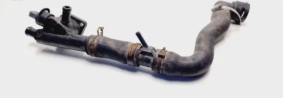 Skoda Fabia Mk1 (6Y) Engine coolant pipe/hose 038121132D