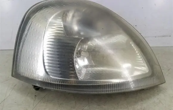 Renault Master II Headlight/headlamp 8200163518E