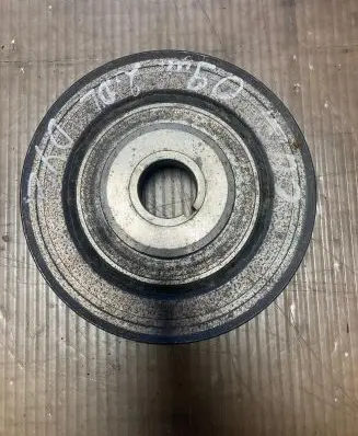 Ford Kuga I Crankshaft pulley 8928