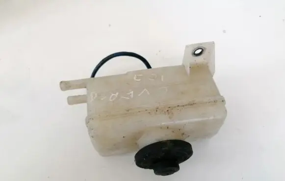 Toyota Corolla E120 E130 Brake fluid reservoir 13231140300 132311-40300