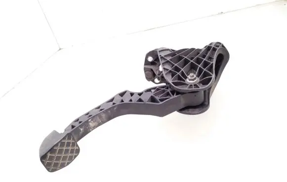 Skoda Octavia Mk2 (1Z) Clutch pedal 1K1721059CJ