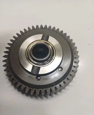 Mercedes-Benz E A207 Crankshaft gear A6510301213 A6510340205