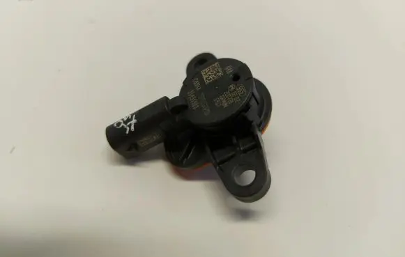 Volvo XC40 Airbag deployment crash/impact sensor 31451503