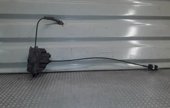 Renault Modus Front door lock 