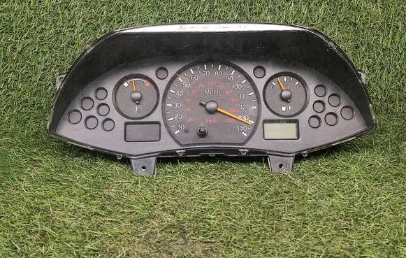 Ford Focus Speedometer (instrument cluster) 98AP10A855AB