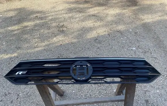 Volkswagen T-Roc Front grill 2GA853651K