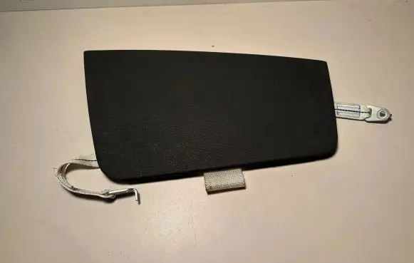 BMW X3 E83 Airbag cover 000001318481S 0005733907