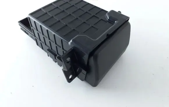 Isuzu D-Max Cup holder 