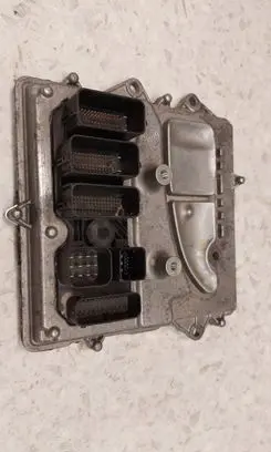 BMW 2 F22 F23 Engine control unit/module 1035200093 130070 0261S11548