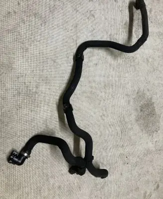 Jaguar F-Pace Engine coolant pipe/hose