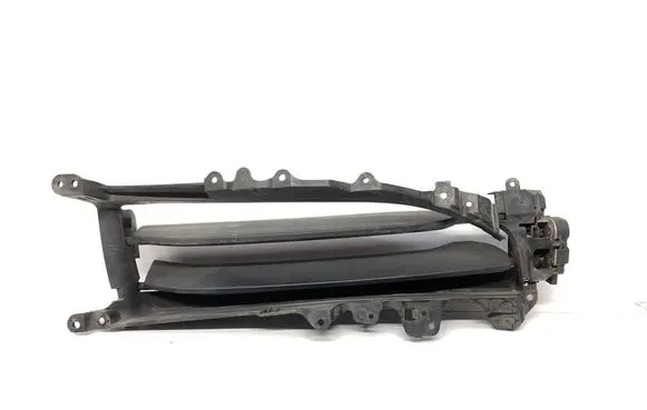 Porsche Taycan 9J1 Intercooler air guide/duct channel 9J1121753D