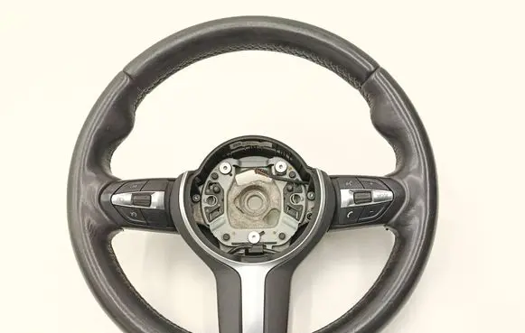 BMW 3 F30 F35 F31 Steering wheel 7850413 308756799N77