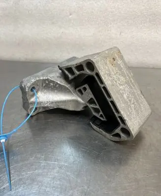 Renault Master IV Gearbox mount LAPASILNIKA