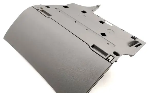 Glove box