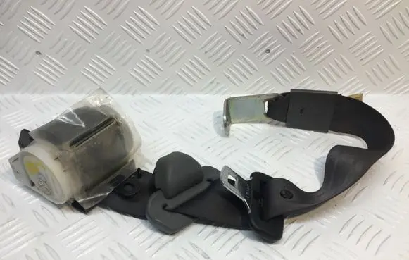 Ford Ranger Rear seatbelt T86217T