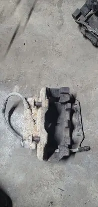 Mercedes-Benz ML W164 Front brake caliper