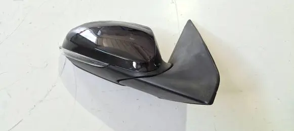 Hyundai i10 Front door electric wing mirror 87627K7100