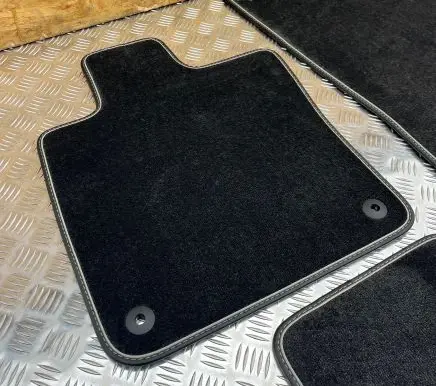Volvo V60 Car floor mat set 31463146