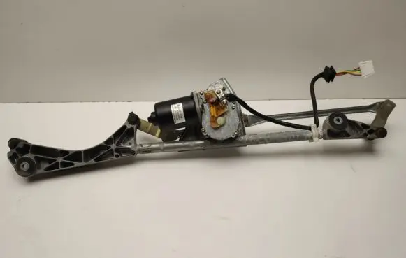 Mercedes-Benz C W203 Front wiper linkage A2038200342