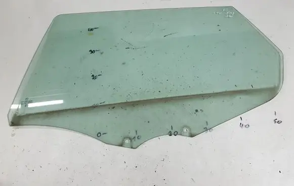 Peugeot 508 Sliding door window/glass 