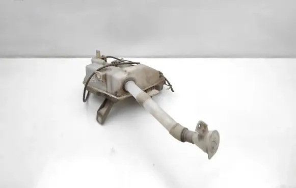 Windshield washer fluid reservoir/tank