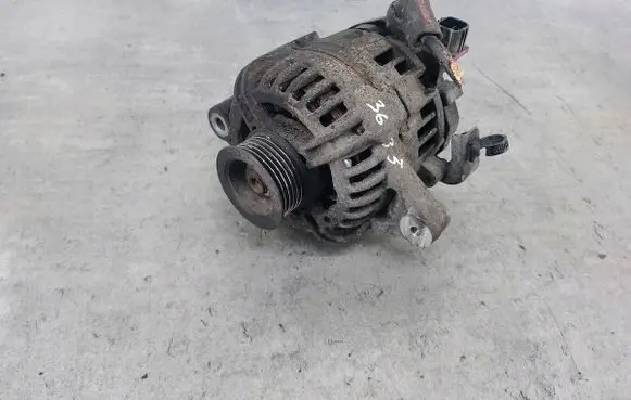 Toyota Yaris Generator/alternator 27060-0J061