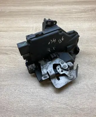 Audi A4 S4 B6 8E 8H Front door lock A4B6FRONTDOORLOCK