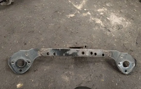 BMW X5 E53 Rear bumper cross member 