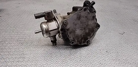Audi A5 8T 8F Mechanical fuel pump 06J145100B 06H127025N