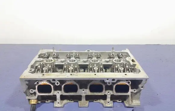 Skoda Octavia 985 Engine head 05E103404F