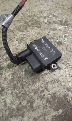 BMW 5 E60 E61 Glow plug pre-heat relay 2502196