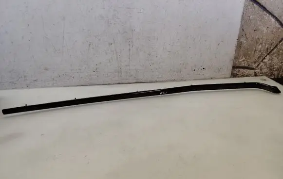 Mercedes-Benz E W210 Dashboard glove box trim 
