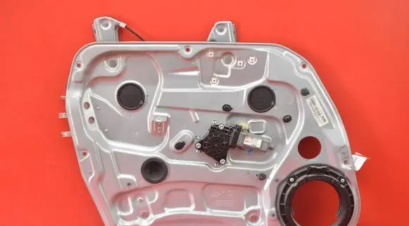 KIA Carens II Front door window regulator with motor 824701D010