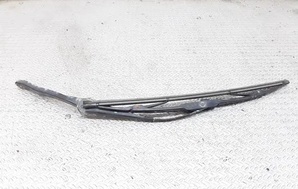 Nissan Terrano Rear wiper blade arm