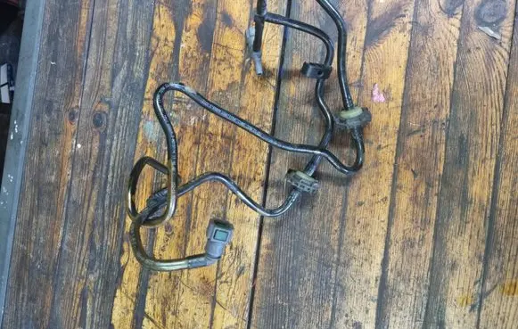 Ford Focus C-MAX Fuel line/pipe/hose 15212MGIC