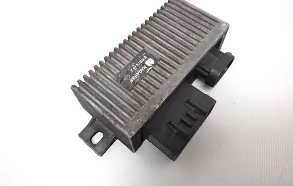 Renault Laguna II Glow plug pre-heat relay 7700111525