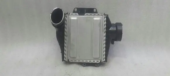 Mercedes-Benz C W205 Intercooler radiator A6510901800
