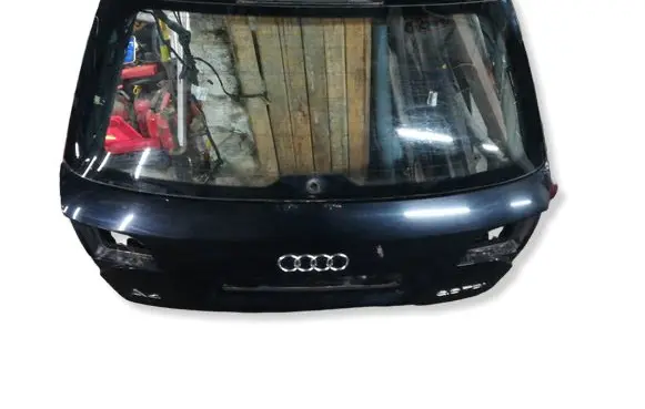 Audi A4 S4 B7 8E 8H Tailgate/trunk/boot lid 