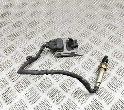 Mercedes-Benz E W238 Lambda probe sensor A0009058011 A3C01057500
