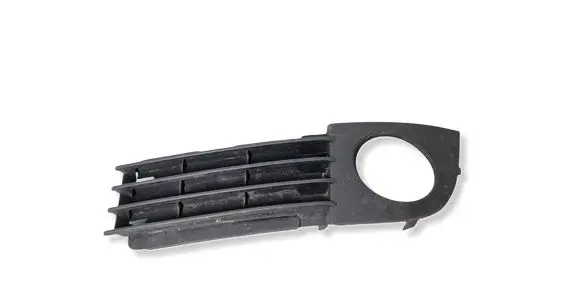 Audi A6 S6 C5 4B Front fog light trim/grill 4B0807681AA