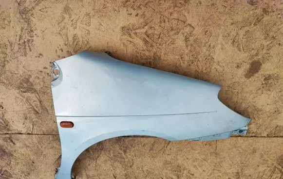 Renault Scenic I Fender 7700422176