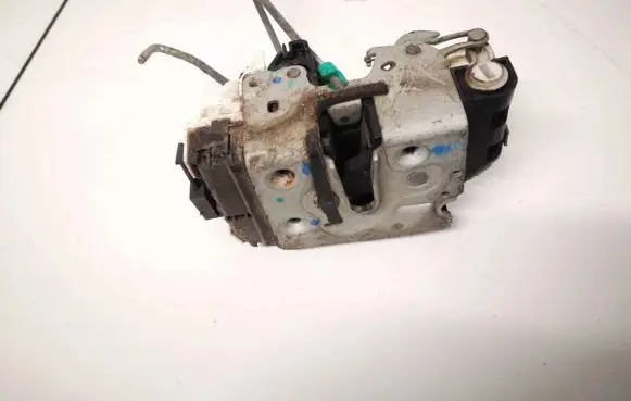Dodge Caliber Rear door lock