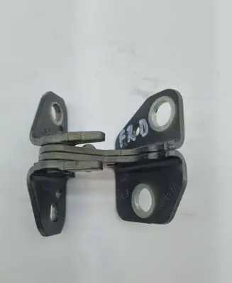 Chrysler Pacifica Front door lower hinge 85574F