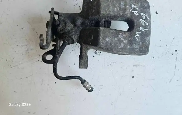 Renault Megane II Rear brake caliper