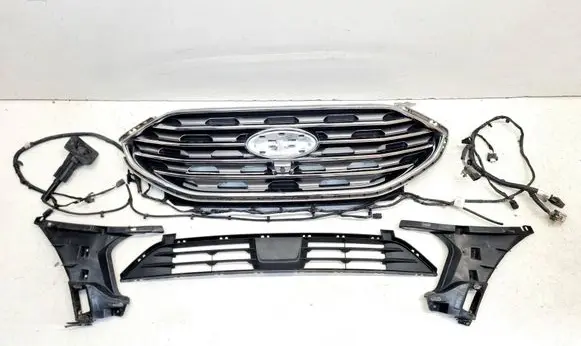 Front bumper upper radiator grill
