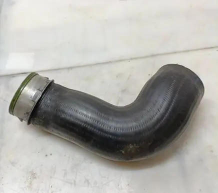 Volkswagen Transporter - Caravelle T5 Intercooler hose/pipe 7H0145980S